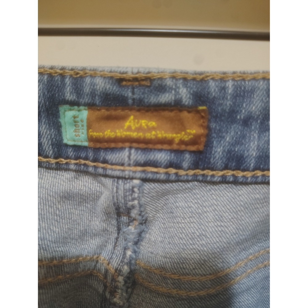Wrangler Aura Womens Straight Leg Jeans Blue Medium Wash Short Rise 8P WSKH85052 - Picture 6 of 7